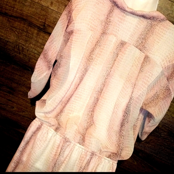 Kaya Di Koko Dress Size M Pink Snakeskin NWOT - Picture 11 of 16